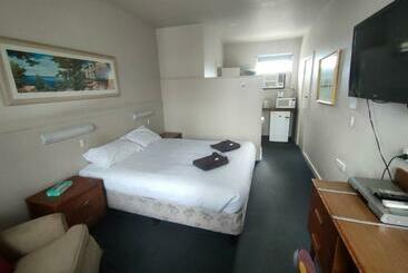 International Hotel Motel