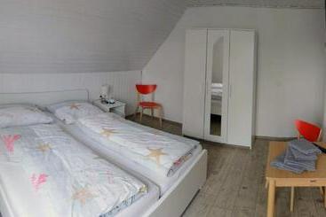 هتل Pension An Der Reling