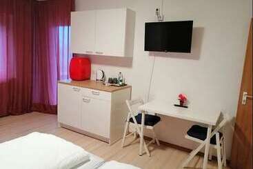 ホテル Pension Blaues Haus