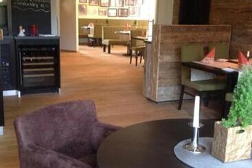 酒店 Restaurant Zur Linde