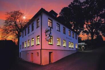 Landhotel Weisses Röß`l