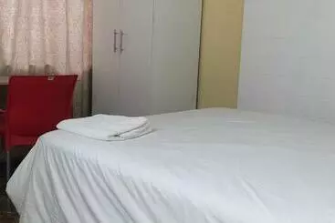 Majatalo Ojong S Court Kraaifontein