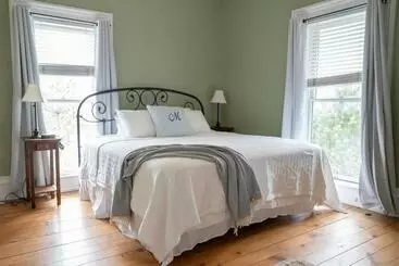 Minerva Bed And Breakfast