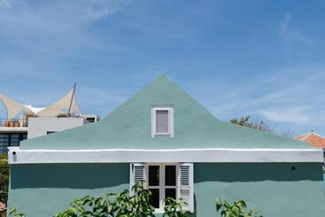 هتل آپارتمان Pietermaai Oasis