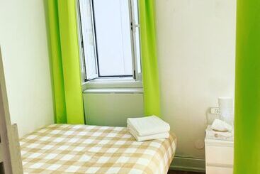 White House Lisbon Hostel