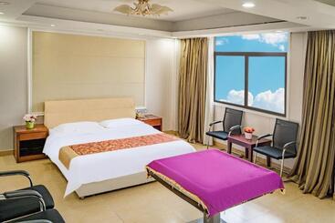 万象建国大酒店