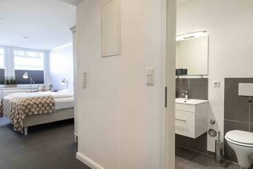 בית מלון כפרי Luxx City Apartments