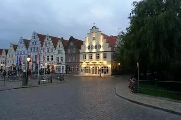 ホテル Pension Marktblick