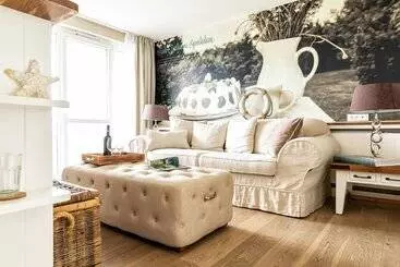 ホテル Zweite Heimat