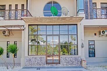 Hotel Oyo 91985 Penginapan Noer Syariah