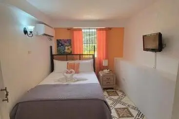 تختخواب و صبحانه Casa De Amor Suites And Tours