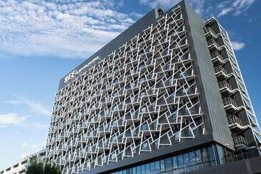 Ref Kanku Izumisano By Vessel Hotels