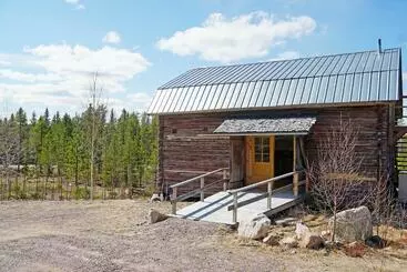 Hostel Mittjas Vallen Timber Lodge & Cabins