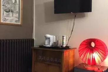 Bed & Breakfast Chambre Spacieuse Au Calme Proche De Lyon