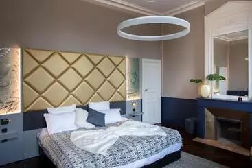 Nocleg ze śniadaniem Château De Roquefoulet Luxury Guesthouse & Spa   Teritoria