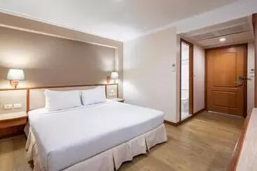 Station One Hotel   Aranyaprateth