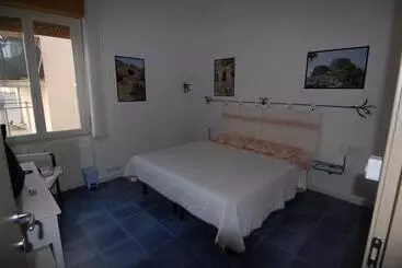 Hotel Nughe  E  Oro Guesthouse
