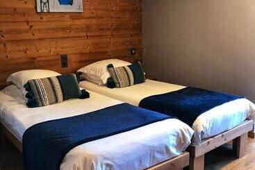 בית מלון כפרי & Restaurant Les Escondus