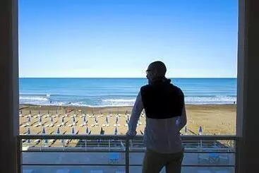 ホテル Alta La Vista