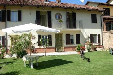 Hotel Bricco Dei Ciliegi