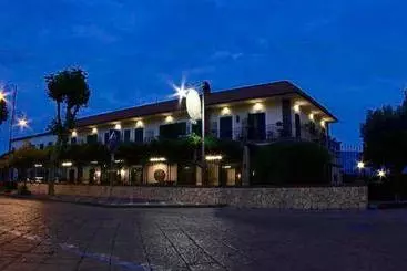 Hotel Degli Amici