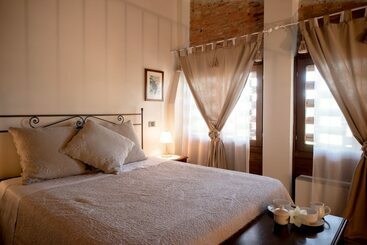 فندق Casale Podernovo