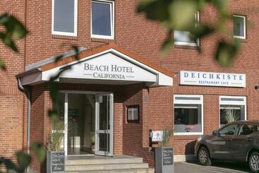 Beach Hotel California