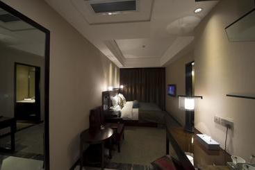 هتل Shanxi Quanjin Business