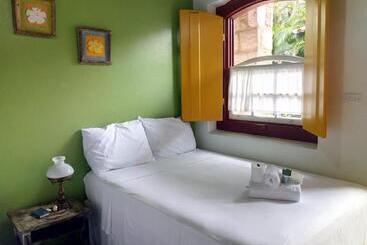 Отель Pousada Solar Do Algarve Em Paraty Há 5 Minutos Do Centro Histórico