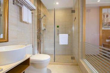 Vienna Hotel Shenzhen Huazhisha