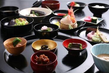 酒店 Suzuya Konnichiro