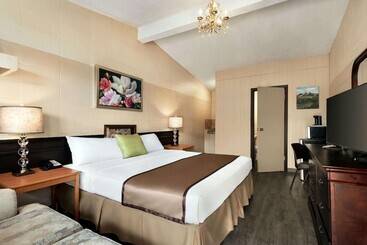 בית מלון כפרי Thriftlodge Edmonton