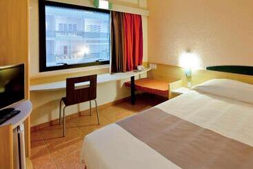 酒店 Ibis Santos Gonzaga Praia