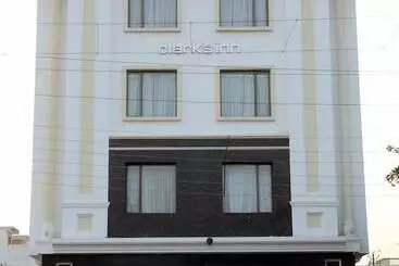 Hotel Clarks Inn Mathura