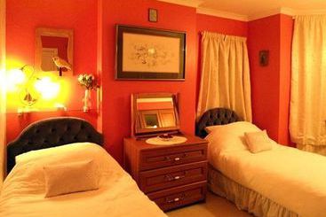 Living Waters Retreat House And B&b