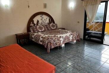 Отель Joya Del Mar