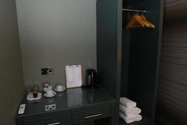 ホテル Kings Arms