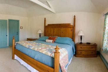 فندق Red Clover Inn And Restaurant