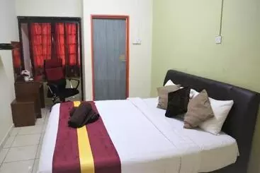Hotel Evonne Budget