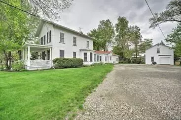 コテージ Historic Westfield Home: 2 Mi To Lake Erie!