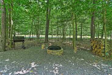 Сельский дом Home In Big Bass Lake Community: Fire Pit & Grill!