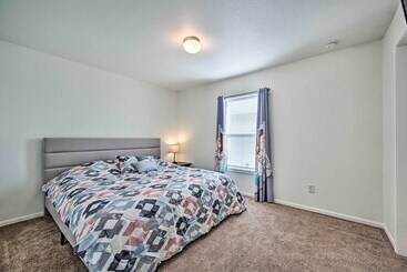 کلبه Modern Prescott Valley Home On 2 Acres!