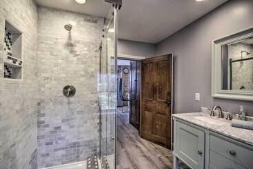 Vidéki Ház Quiet Escape W/ Hot Tub, 5 Miles To Raystown Lake!