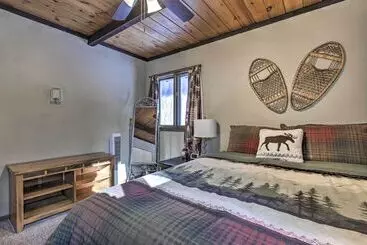 Mökkimajoitus The Lodge At Valhalla At Powderhorn Ski Resort!