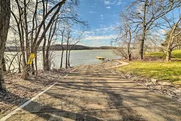 Mökkimajoitus Cadiz Retreat W/ Grill   Walk To Lake Barkley