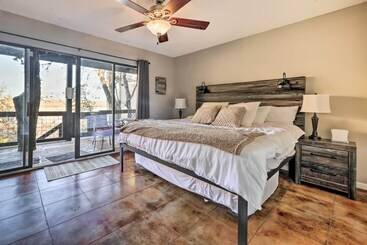 بيت ريفى Lakefront Home: Hot Tub & Game Room In Spicewood