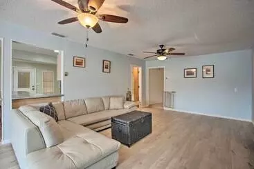 Mökkimajoitus Possum Kingdom Lakefront Home W/ Patio & Dock!