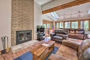 Mökkimajoitus Serene Greer Cabin W/ Grill ~ 12 Mi To Skiing!