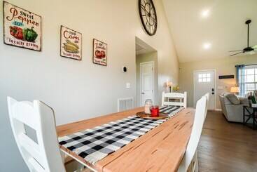 별장 Near State Parks & Dtwn: Quaint Sparta Home!