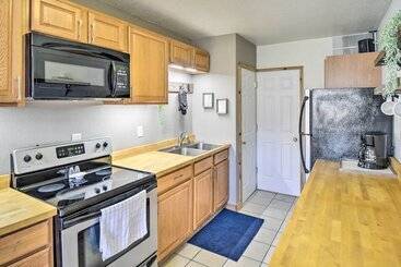 קוטג'' Riverfront Dixon, Illinois, Vacation Rental!